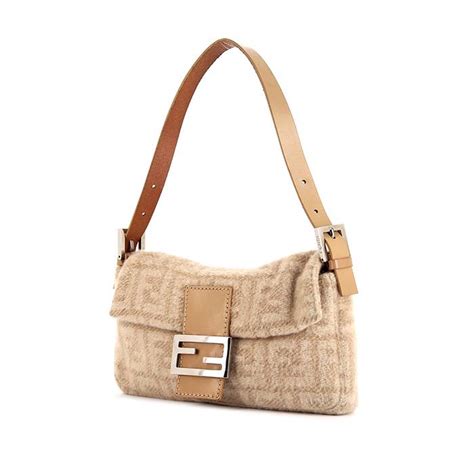 borse beige di fendi 2018|Borsa Baguette .